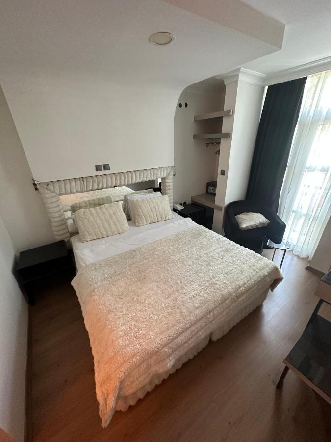 Otel Nfk The House