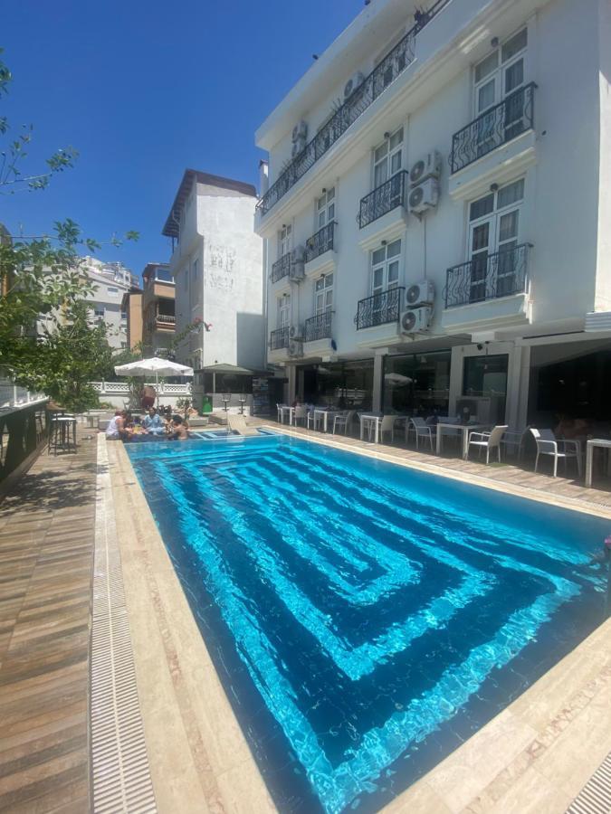 Nfk The House 3* Antalya