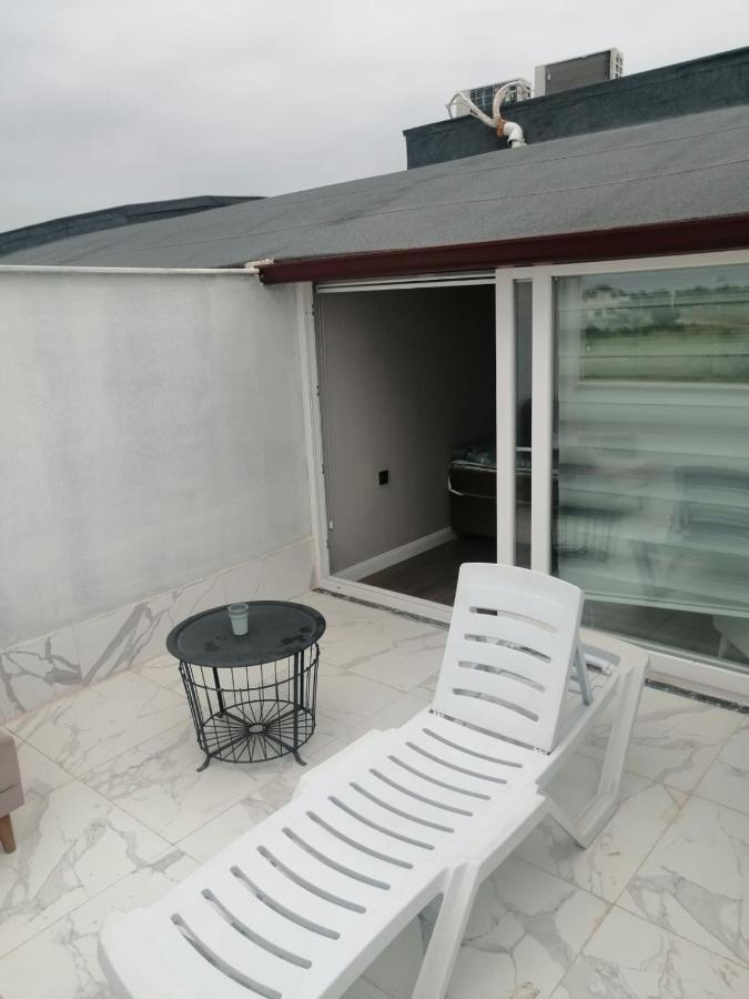 Avullar Palace Mit Pool In Apartment
