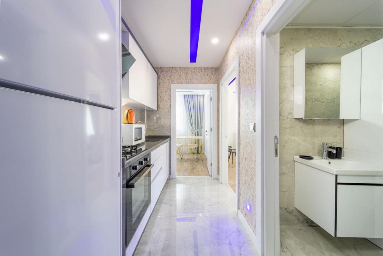 Modern And Central Duplex Near Beach In
