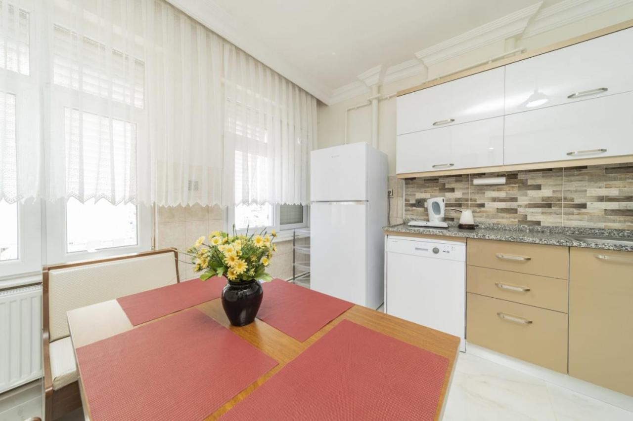 And Pleasant Flat In Muratpasa *
