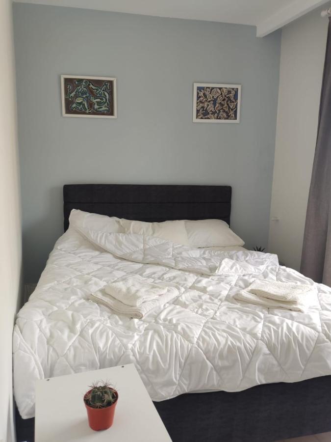Cozy King Bedroom Dw Apt Kisla1 Antalya