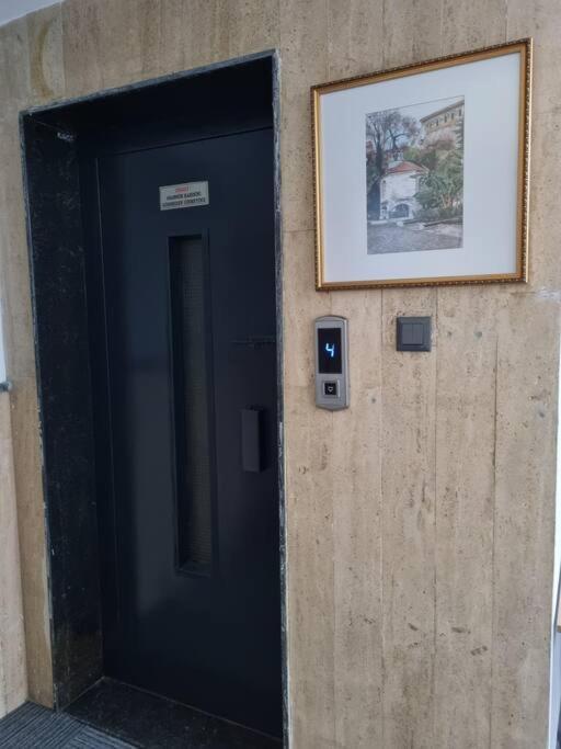 Aparthotel Royal Homes 503