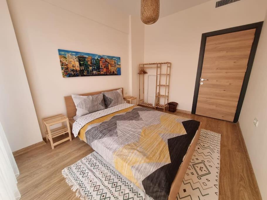 Comfy Close To Airport Apartment