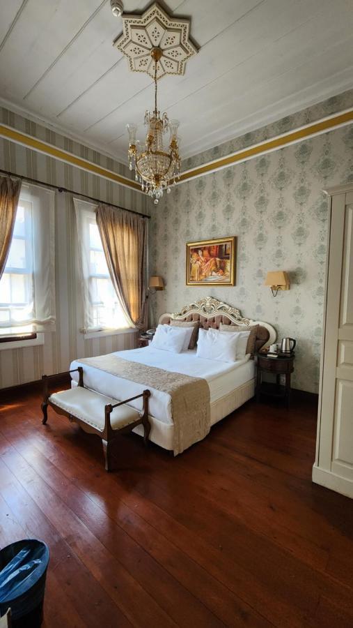 Hotel 1207