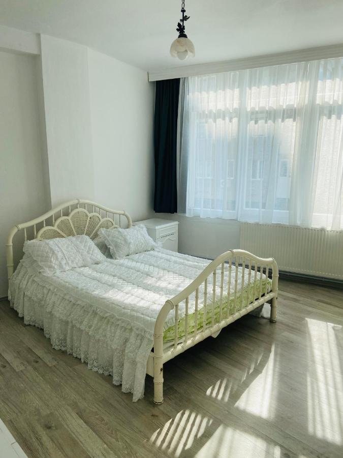 Appartement Near Isiklar Street, Close To Kaleici Antalya