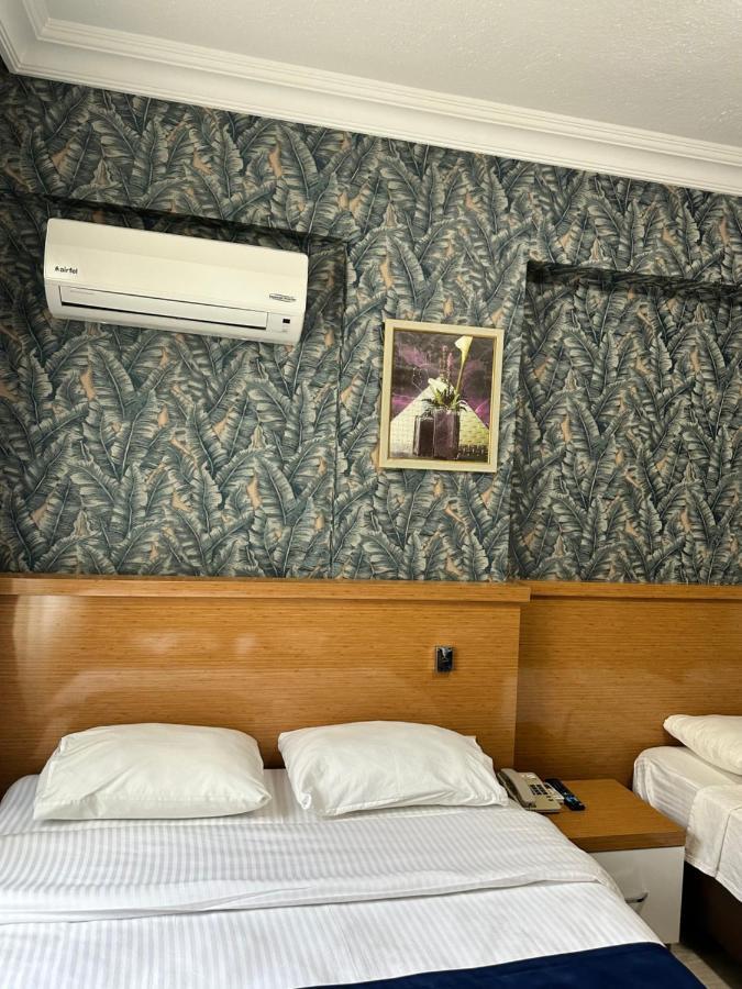 Hotel Serenity