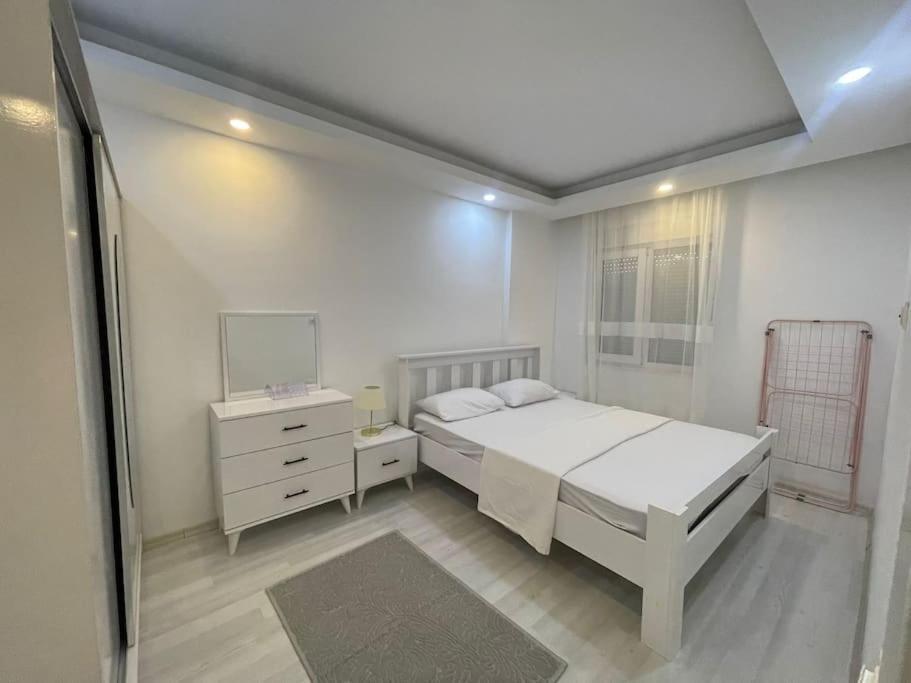 New In Old Town Apartment