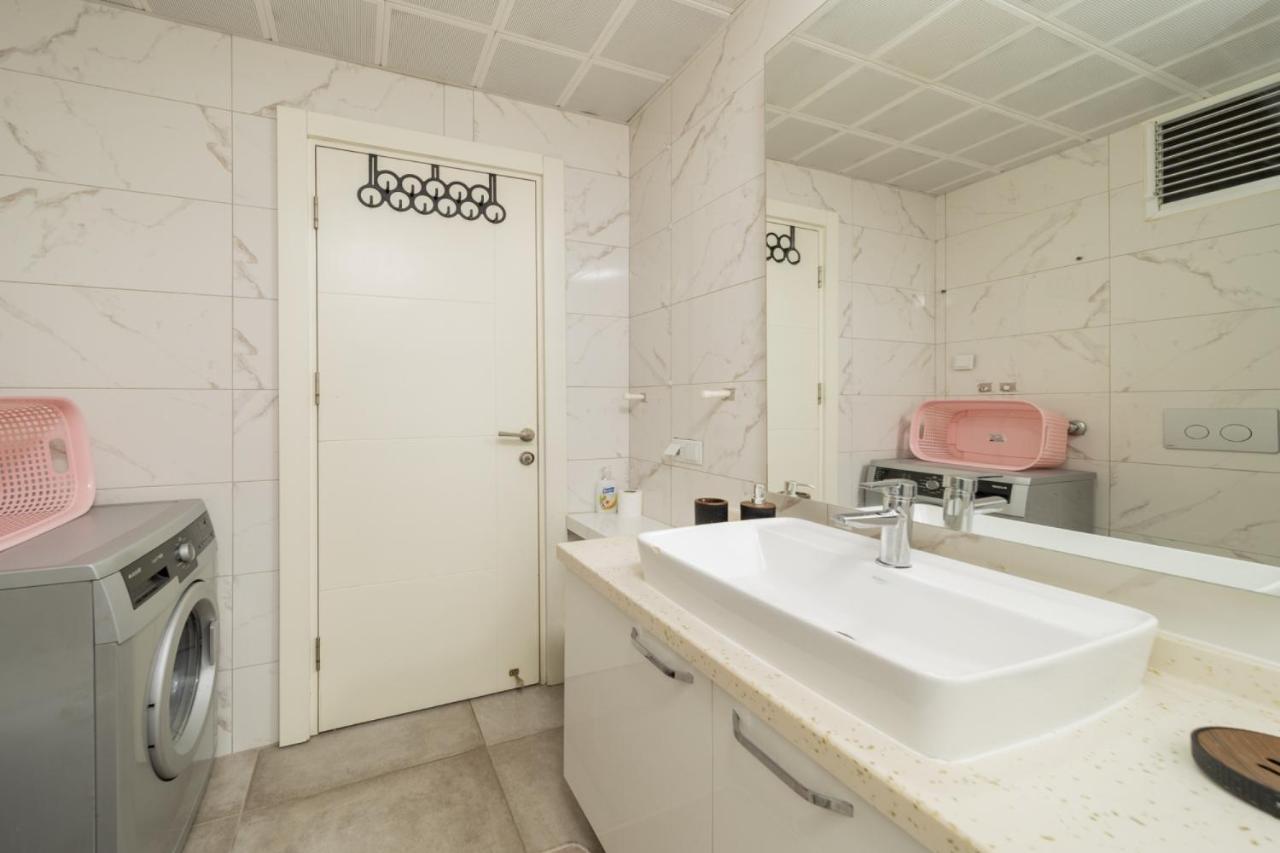 Bright Flat W Balcony 15 Min To Konyaalti *