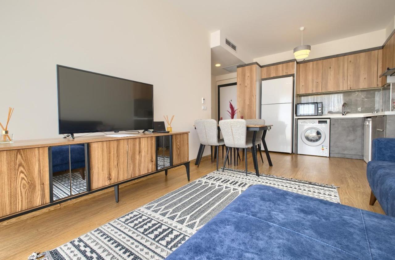 Apartment 1207 By Newinn *
