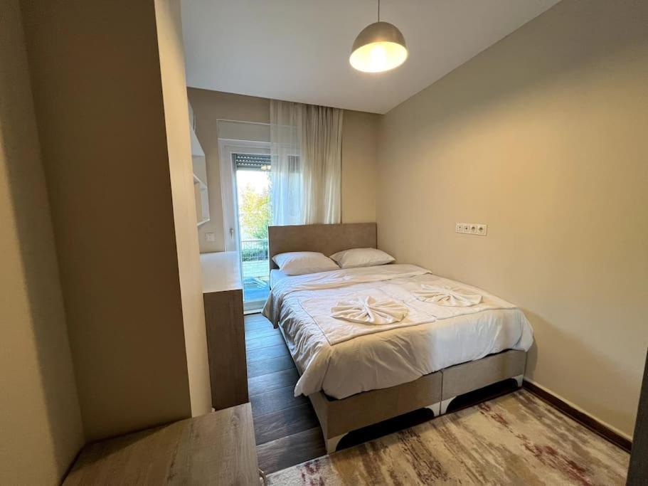 Erasta Avm Yani Konforlu 2+1 '5'