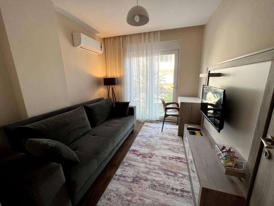 Erasta Avm Yani Konforlu 2+1 '5' Antalya