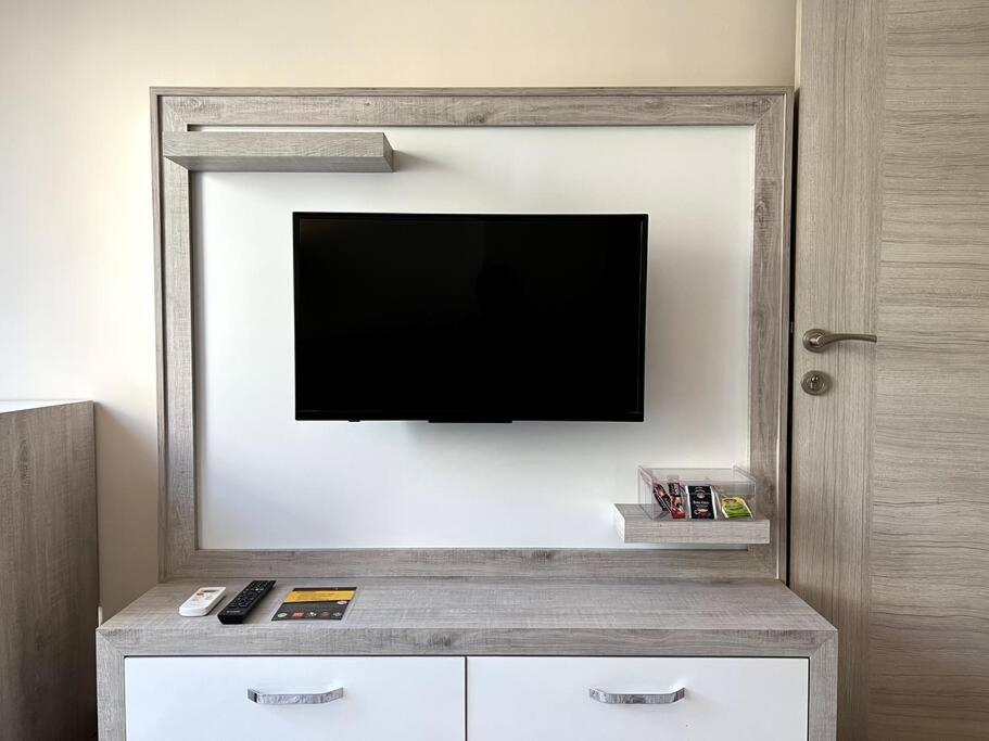 Erasta Avm Yani Konforlu 2+1 '5' * Antalya