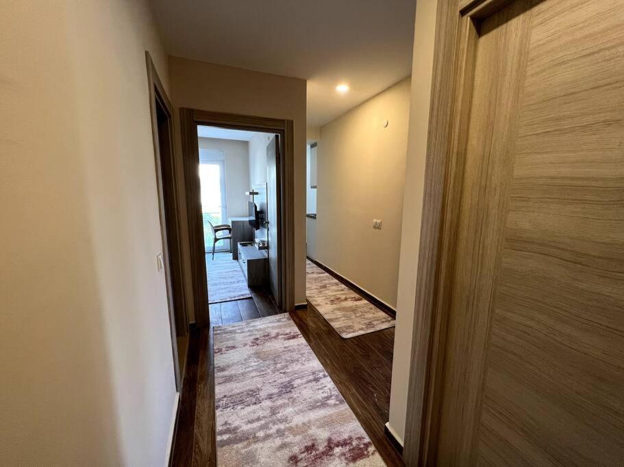 Erasta Avm Yani Konforlu 2+1 '5'