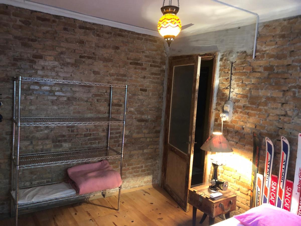 Ozzy Homes Apartment