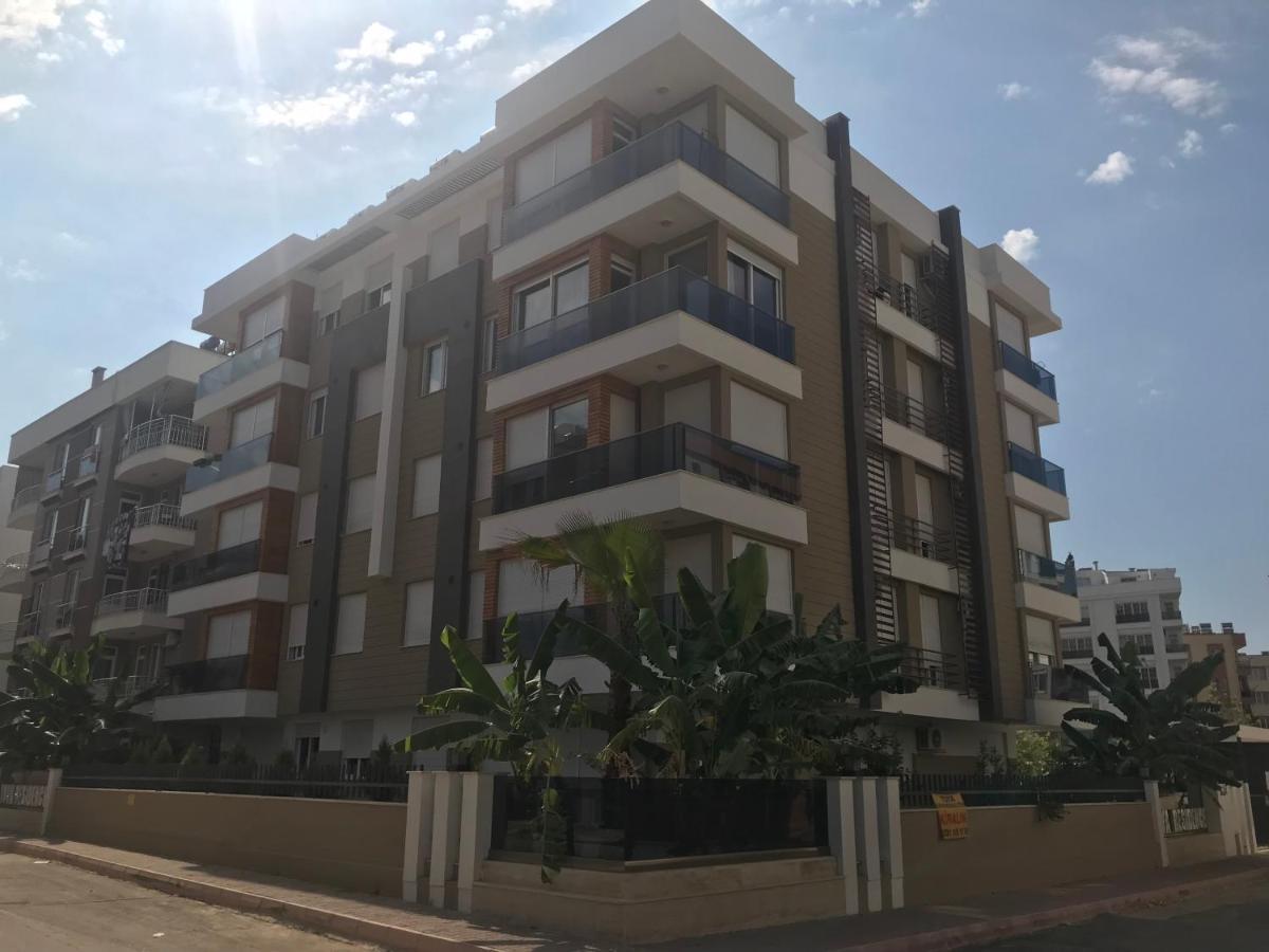 Apartment Toya *