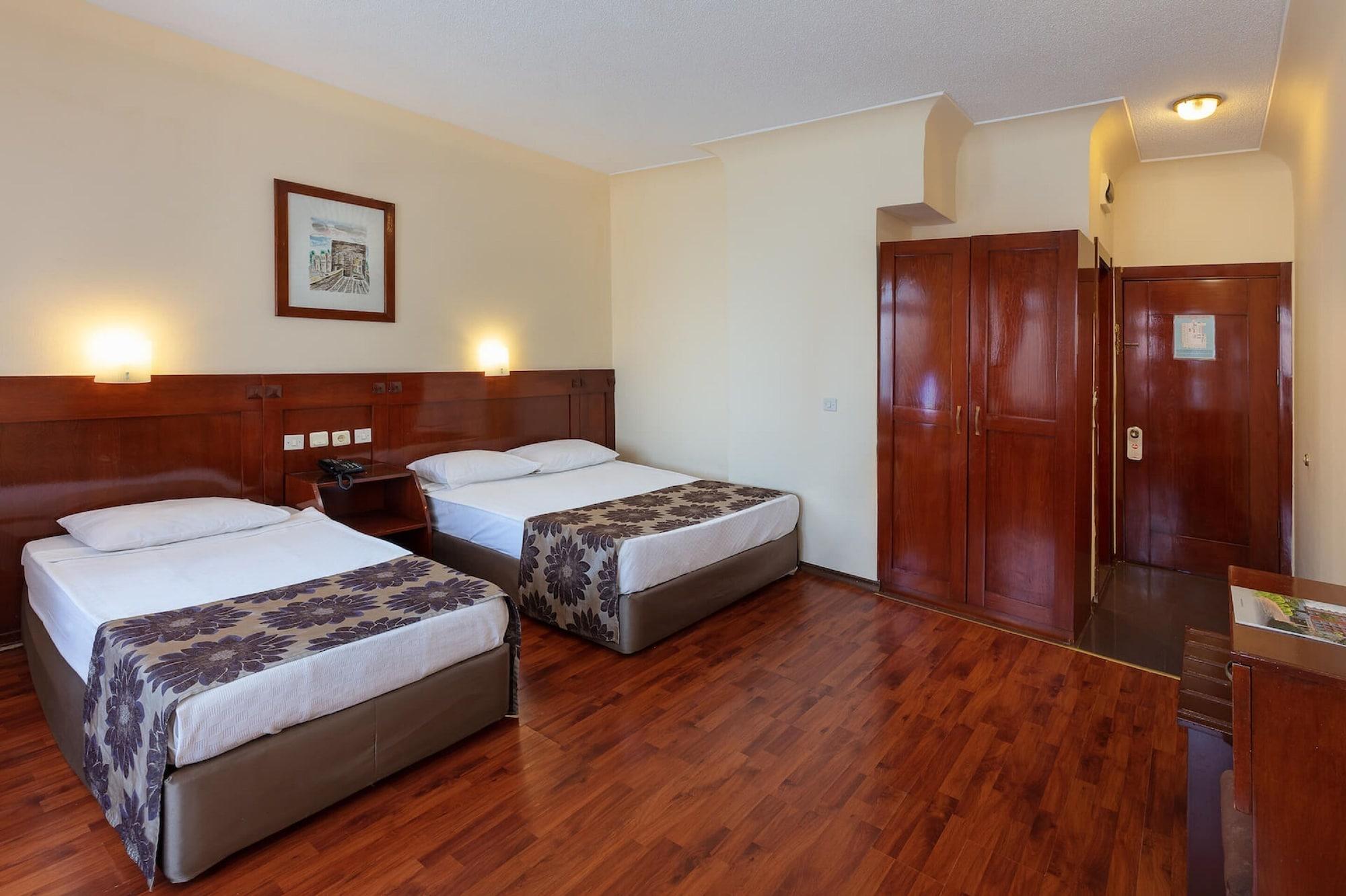 Nazar Hotel 3*