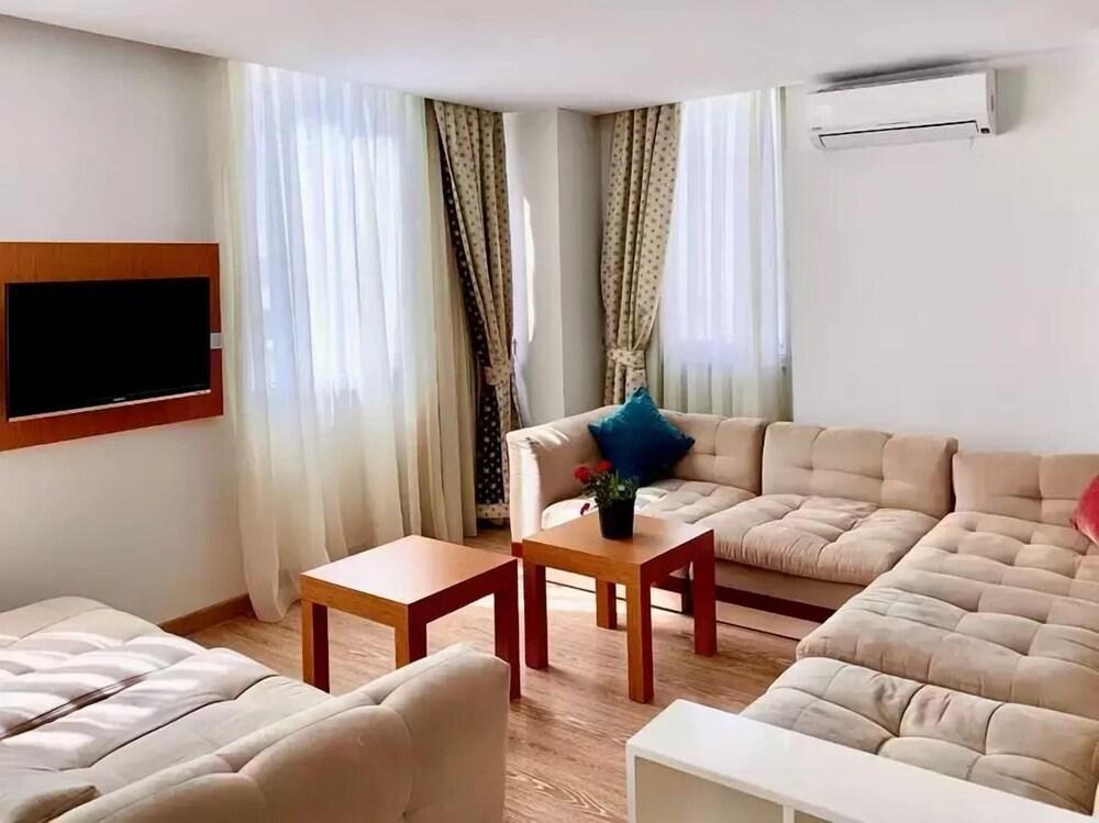 Durusu Aparthotel