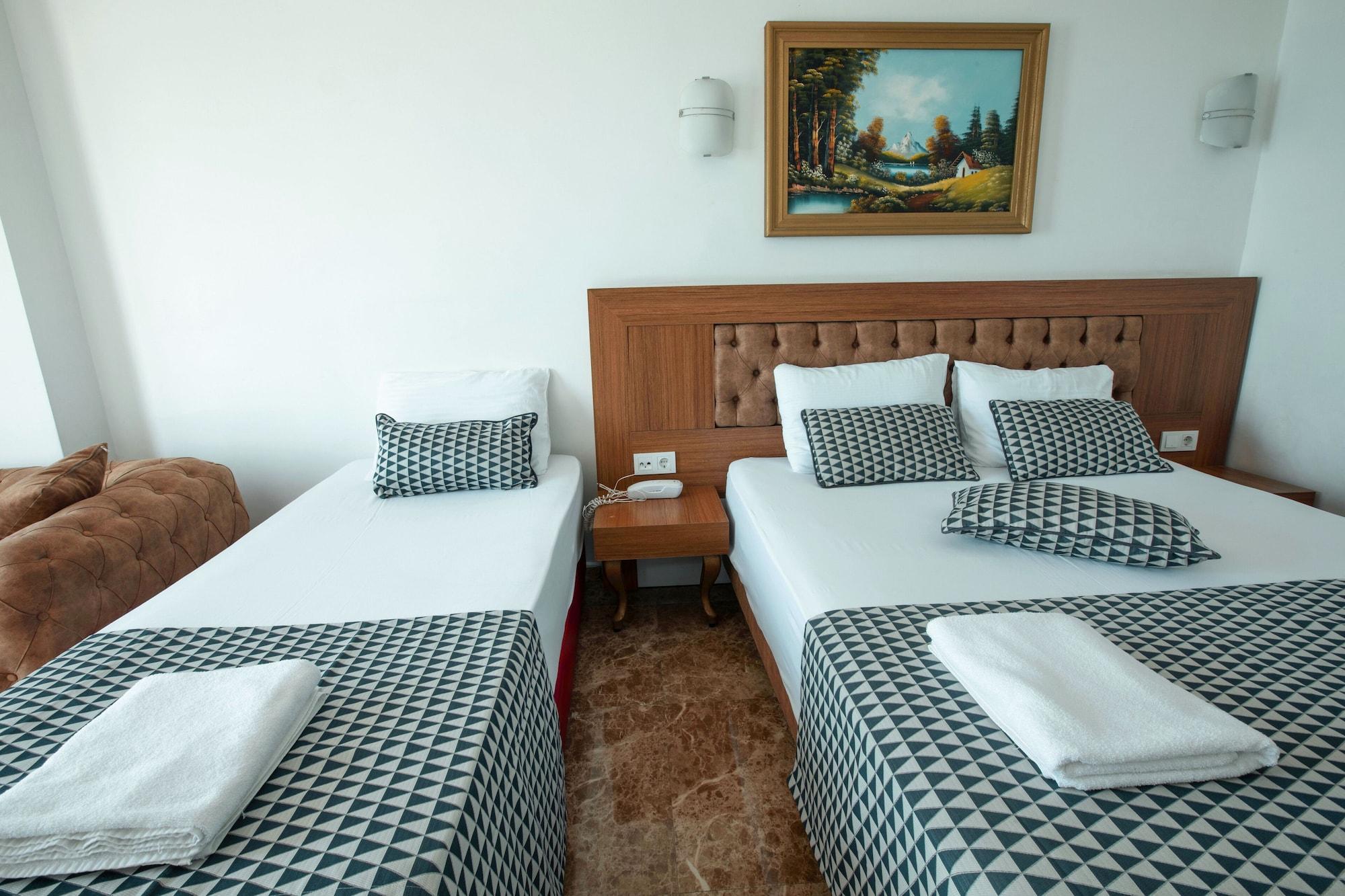 Kristal Hotel Antalya