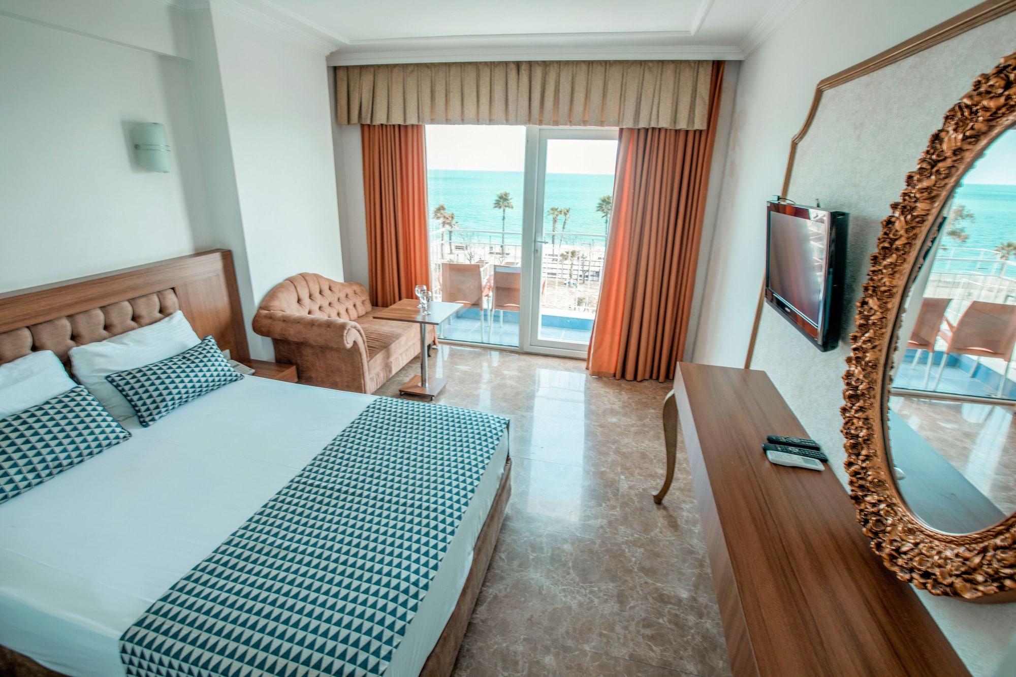 Kristal Hotel 3*