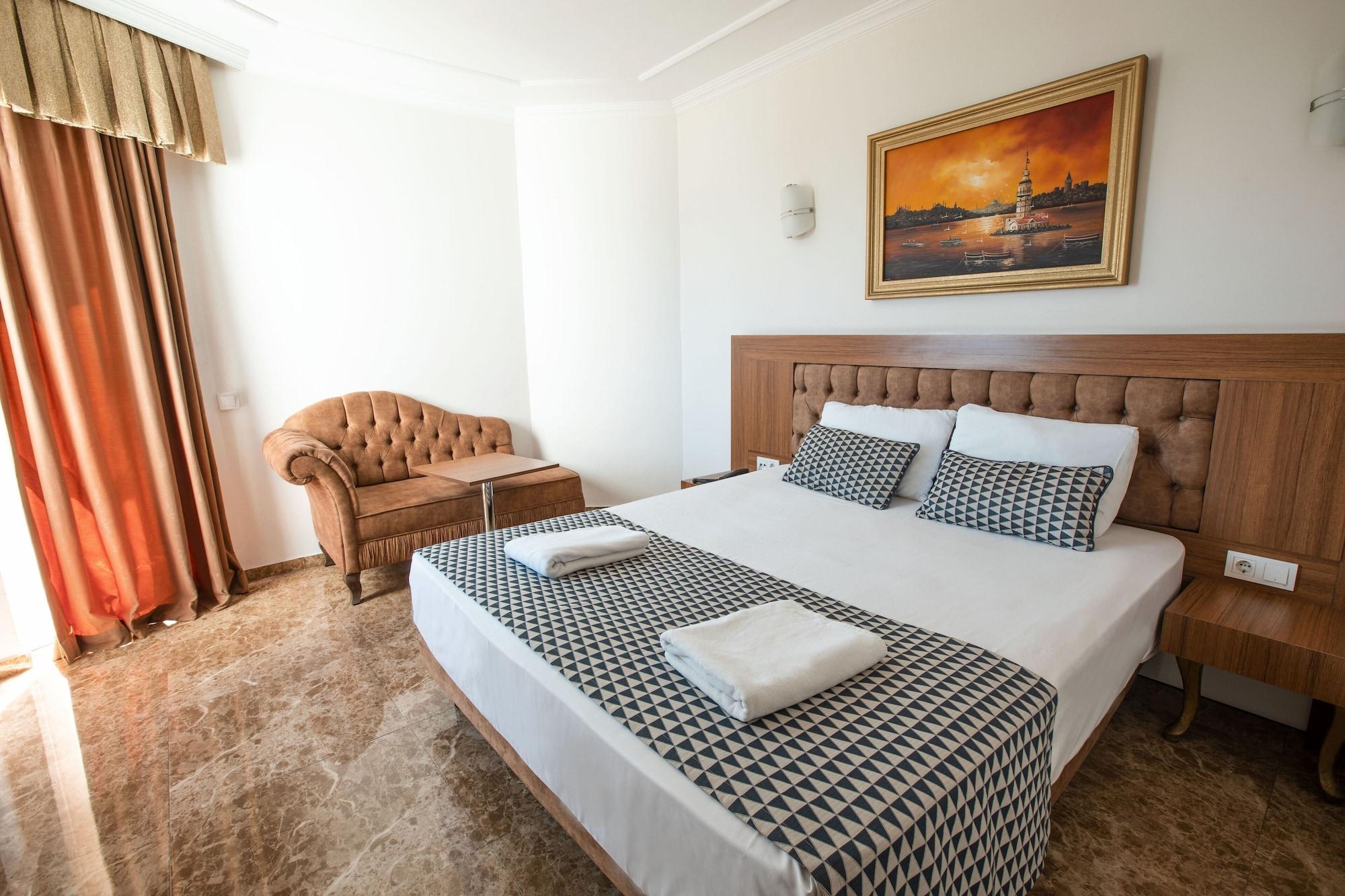 Hotel Kristal Antalya