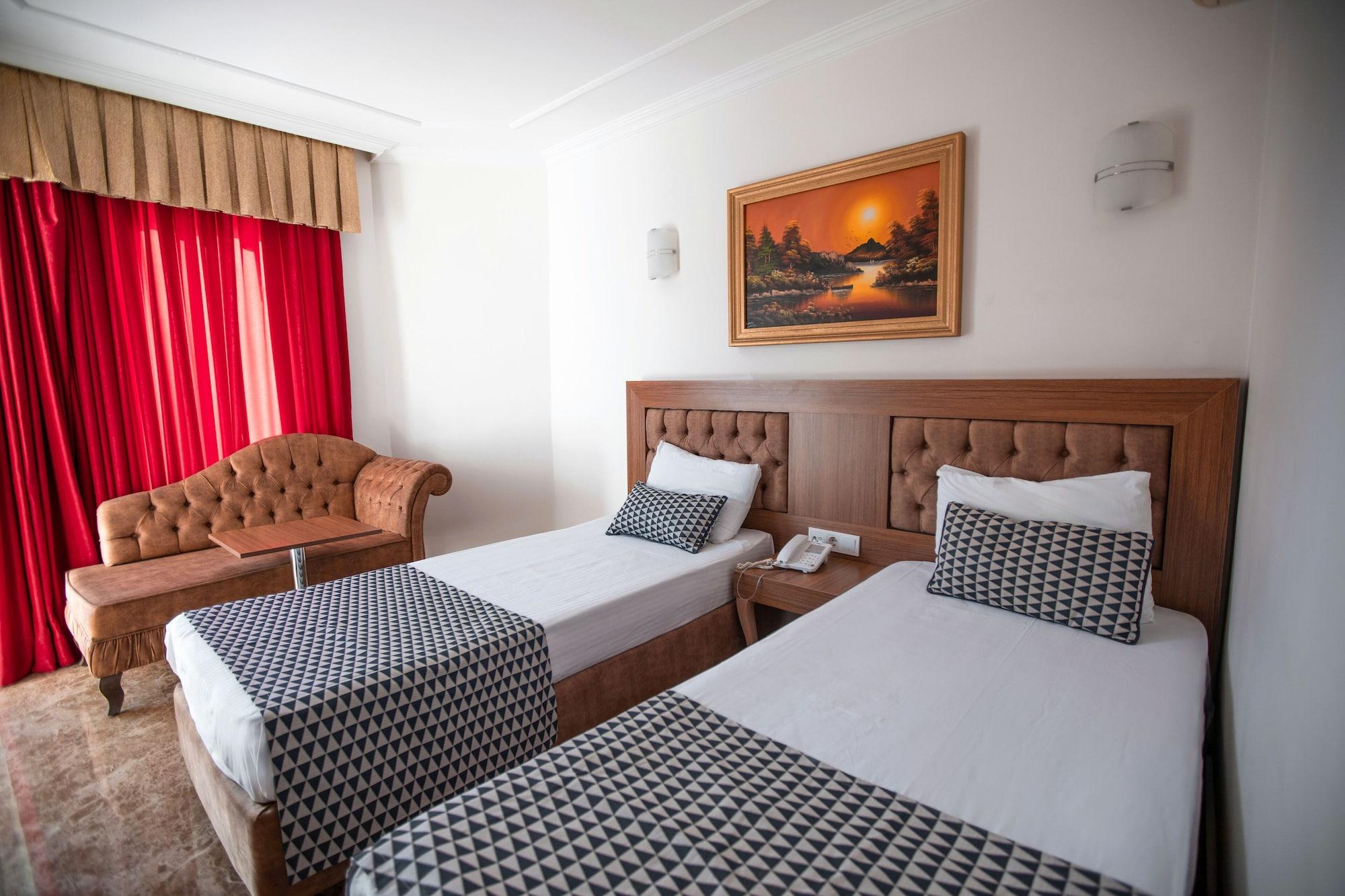 Kristal Hotel Antalya