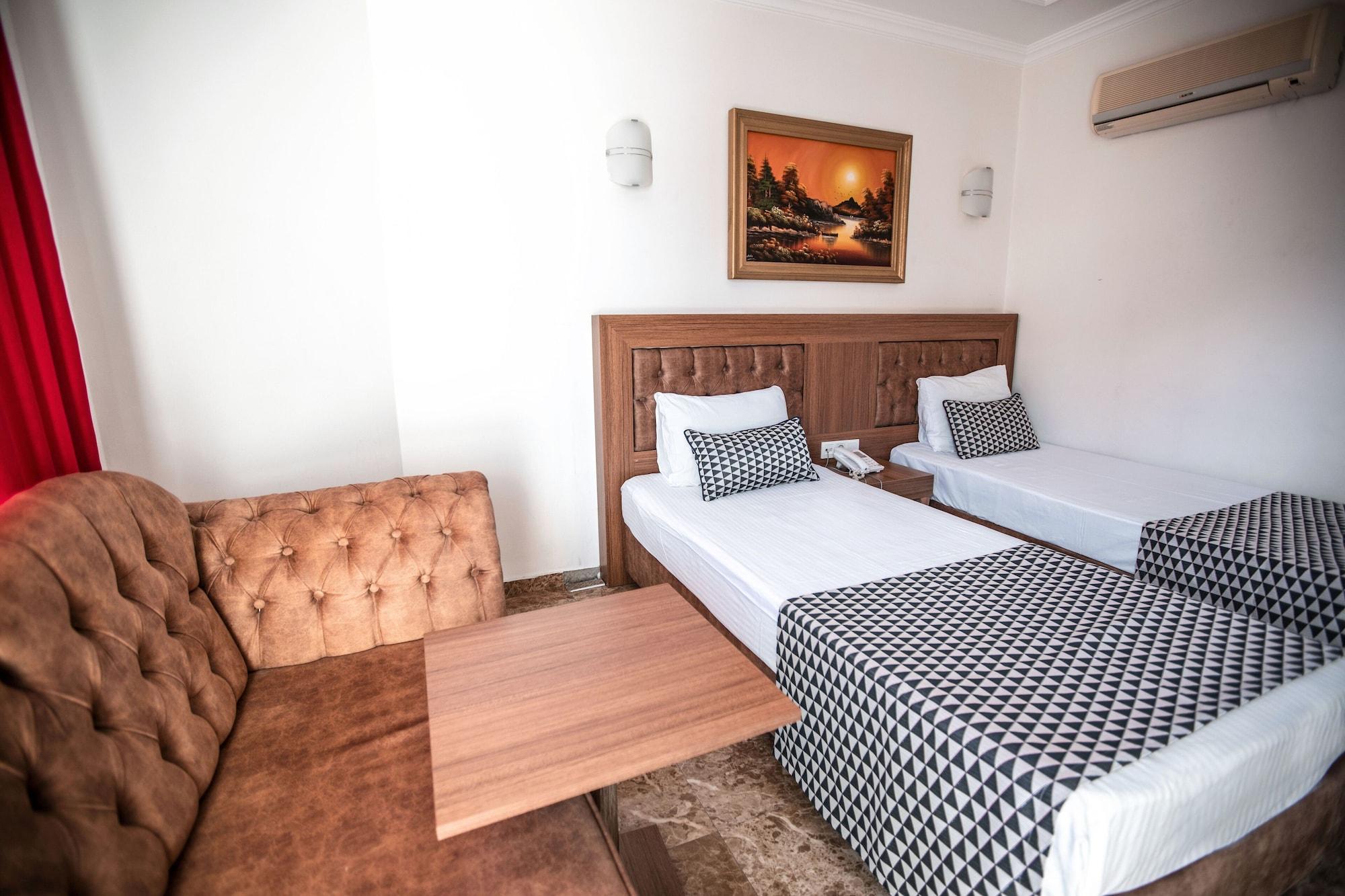 Hotel Kristal 3*