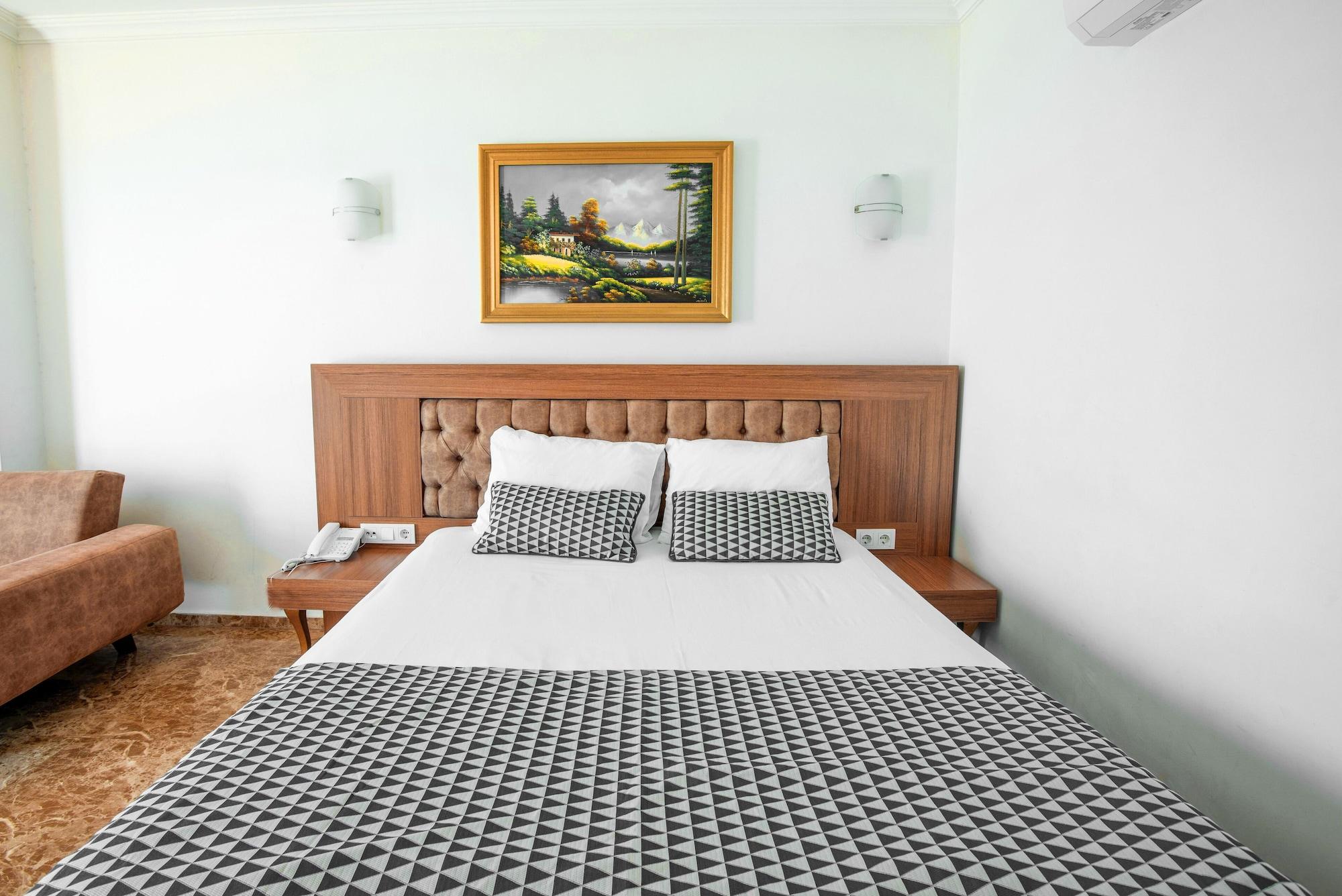 Hotel Kristal 3*