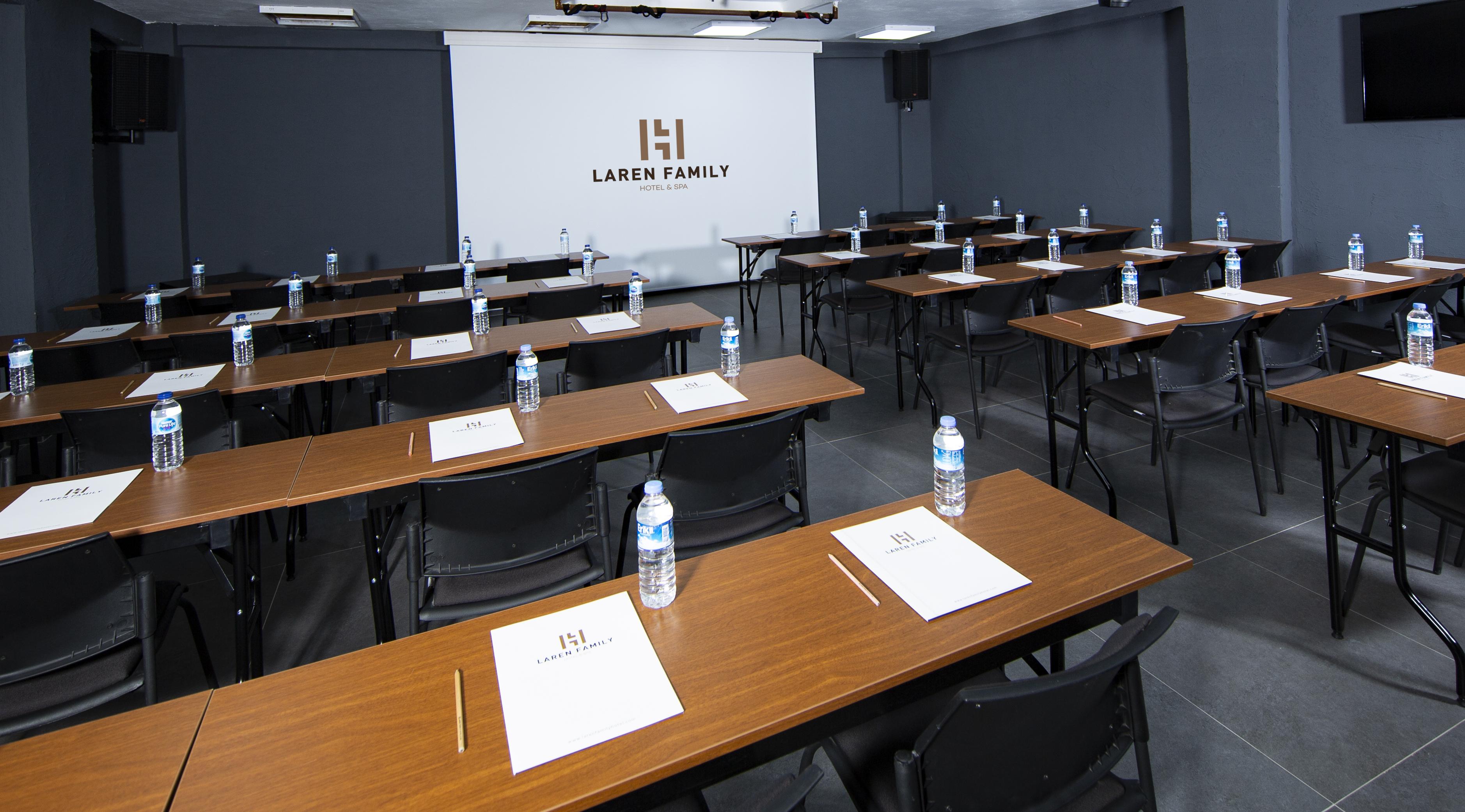 Laren Family & - Boutique Class Hotel