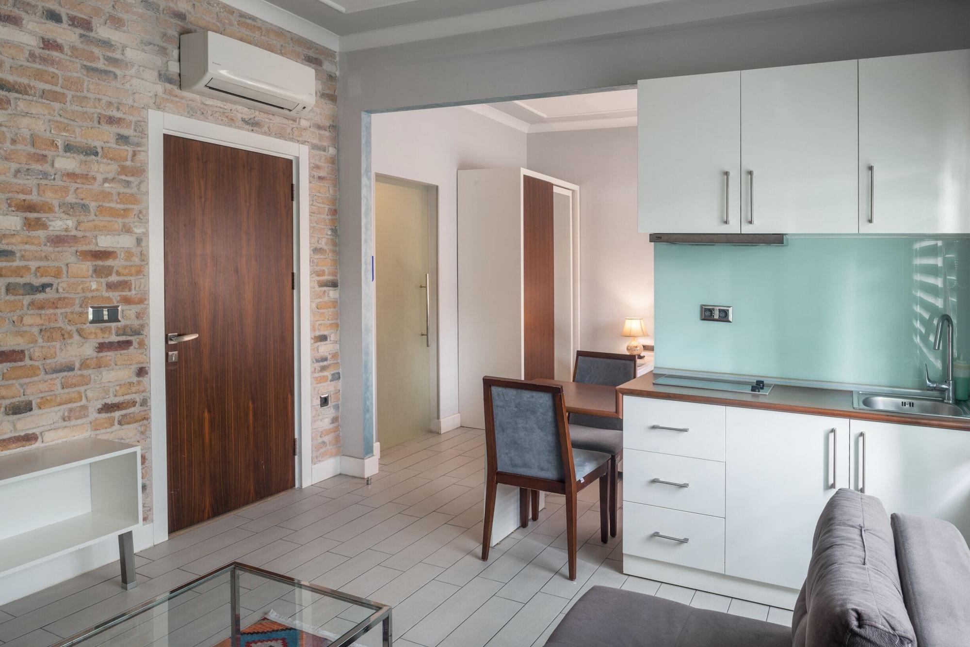 Delight Deluxe Aparts 4* Antalya
