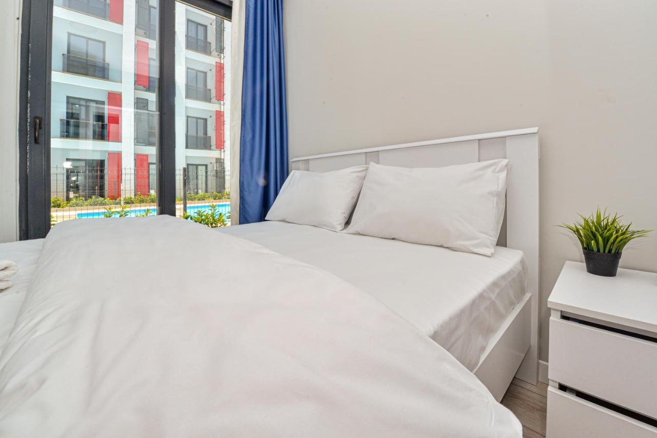 C Airport Apartment
