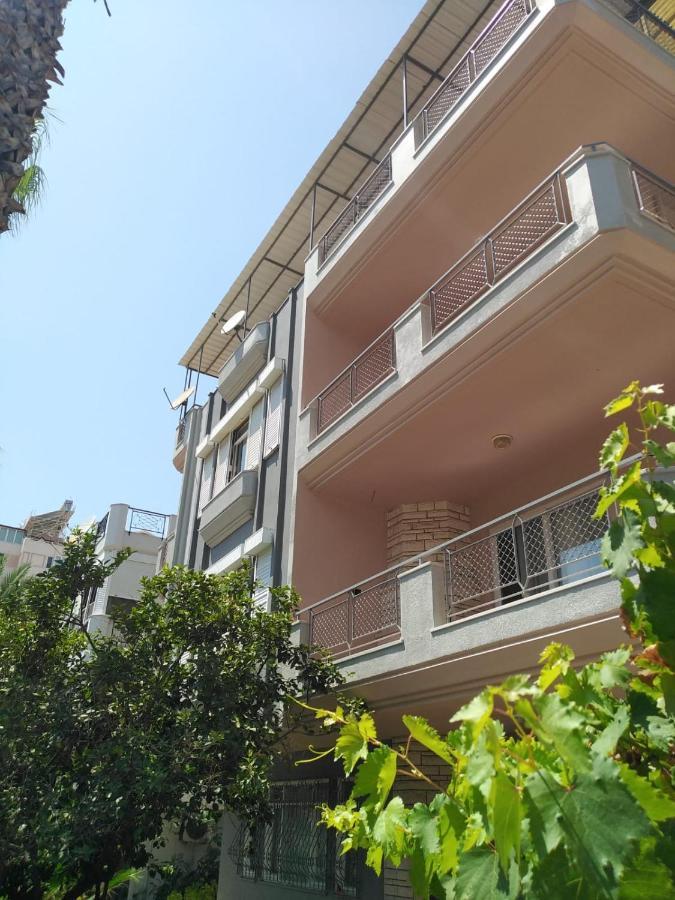 Merkezi Ve Lokasyon Muekemmel Konforlu * Antalya