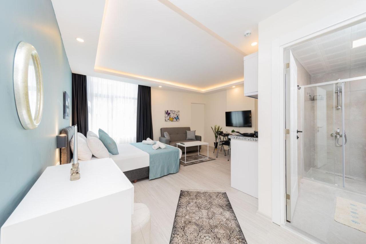 Hadrian Towers Hotel *