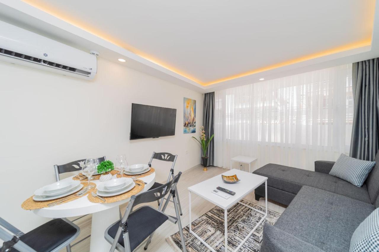Hadrian Towers Hotel Antalya