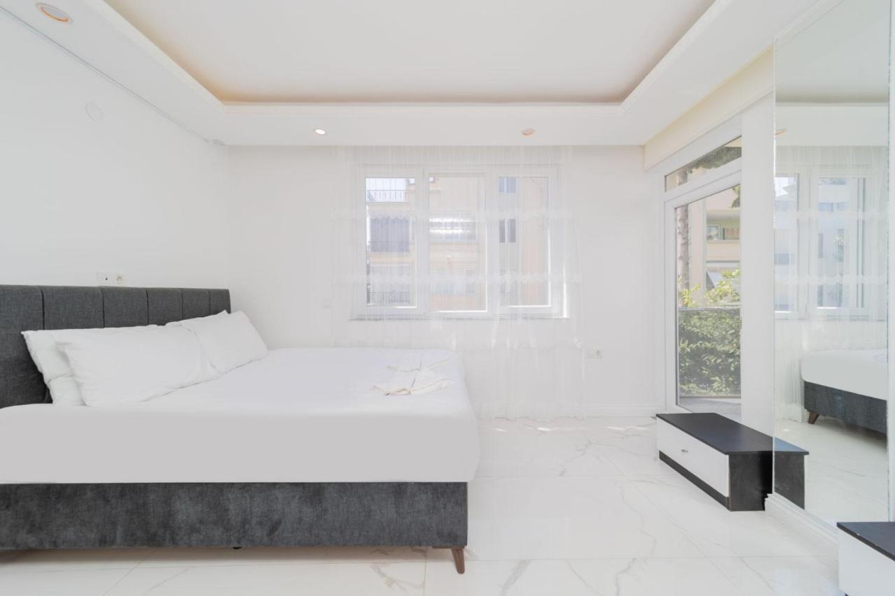 Furnished Flat W Balcony 2 Min To In Apartment Antalya