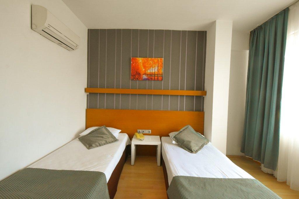 Expo Park Otel 3*