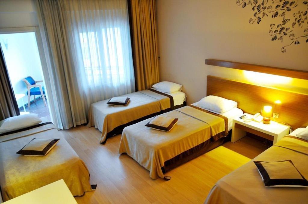 Expo Park Hotel 3*