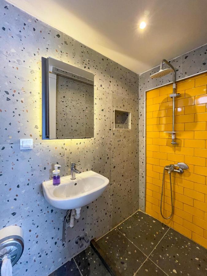 Cabbana Lara Hotel