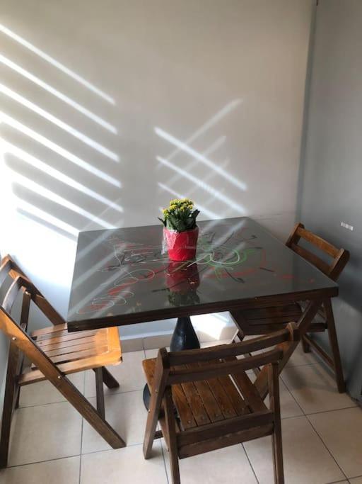 Tarihi Kaleici Muethis Lokasyon 2+1 Uygun Fiyat Apartment