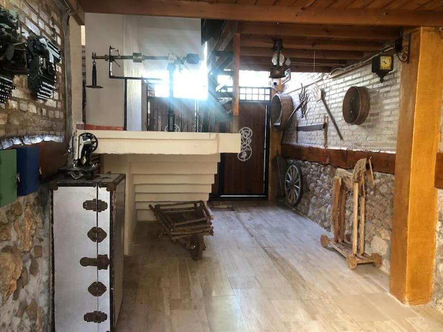 Tarihi Kaleici Muethis Lokasyon 2+1 Uygun Fiyat Apartment *