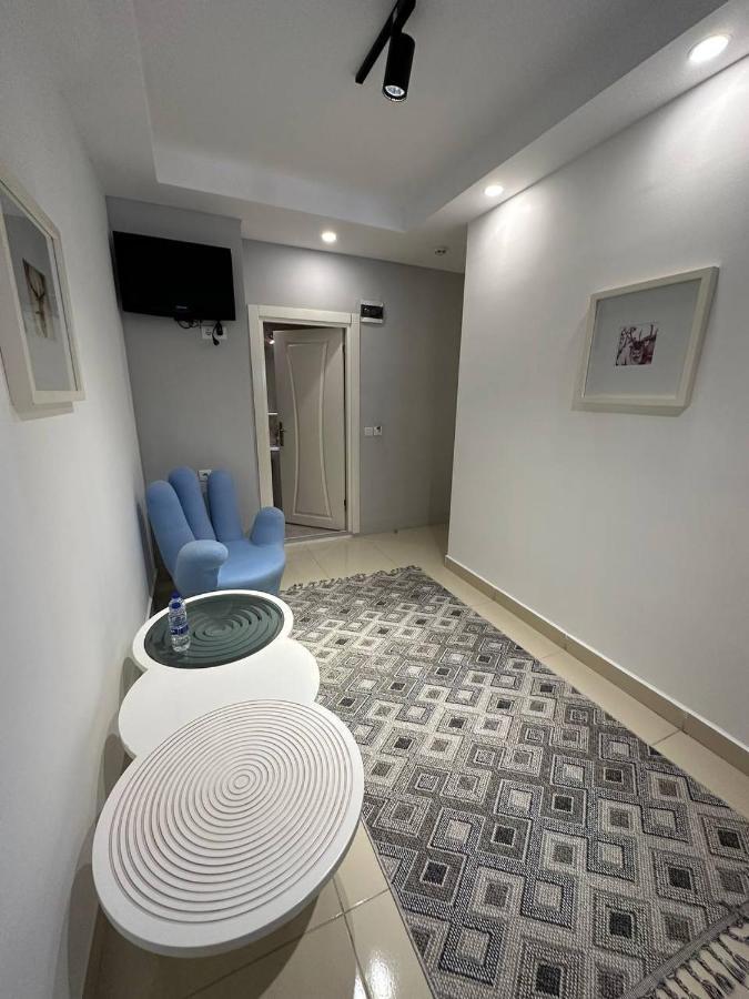 Deer & Otel