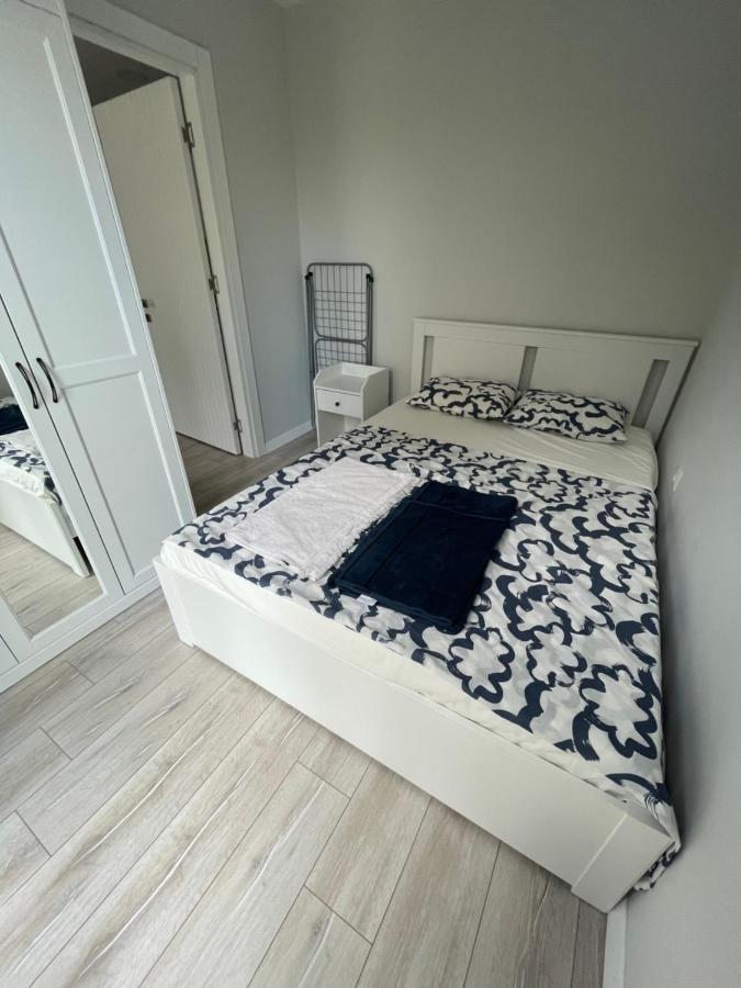Flat For Rent 5 Minute From Airport *