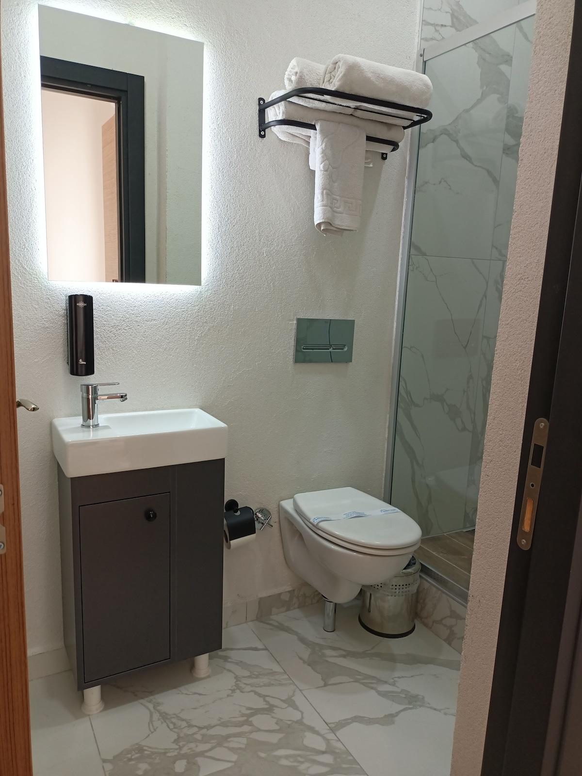 Comfy Lara Hotel *