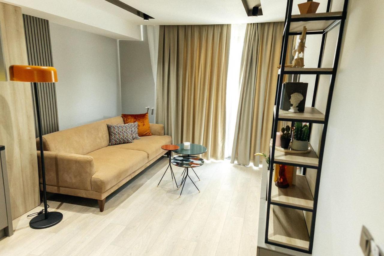 Leaf River Apart Otel
