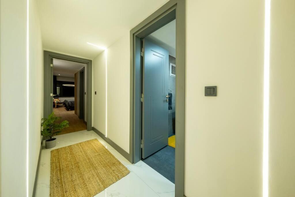 The Sea Cliff Signature Apartment Antalya