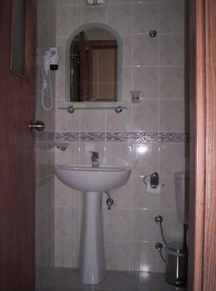Otel Prima 3*