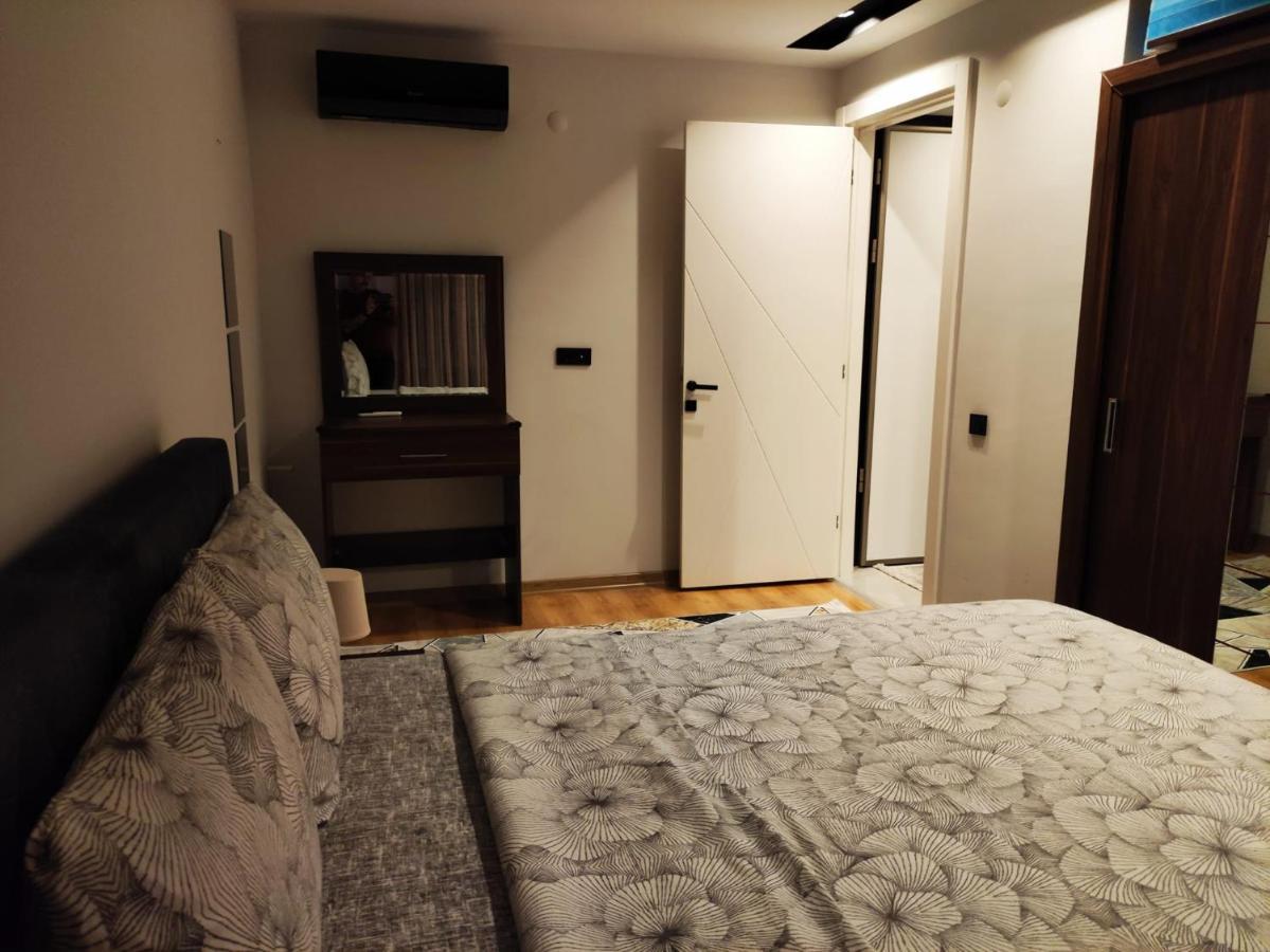 Apartment Hermes Rezidans *