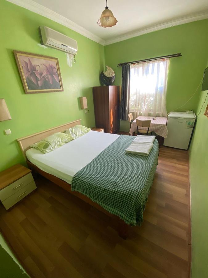 Camel & Hotel 3*
