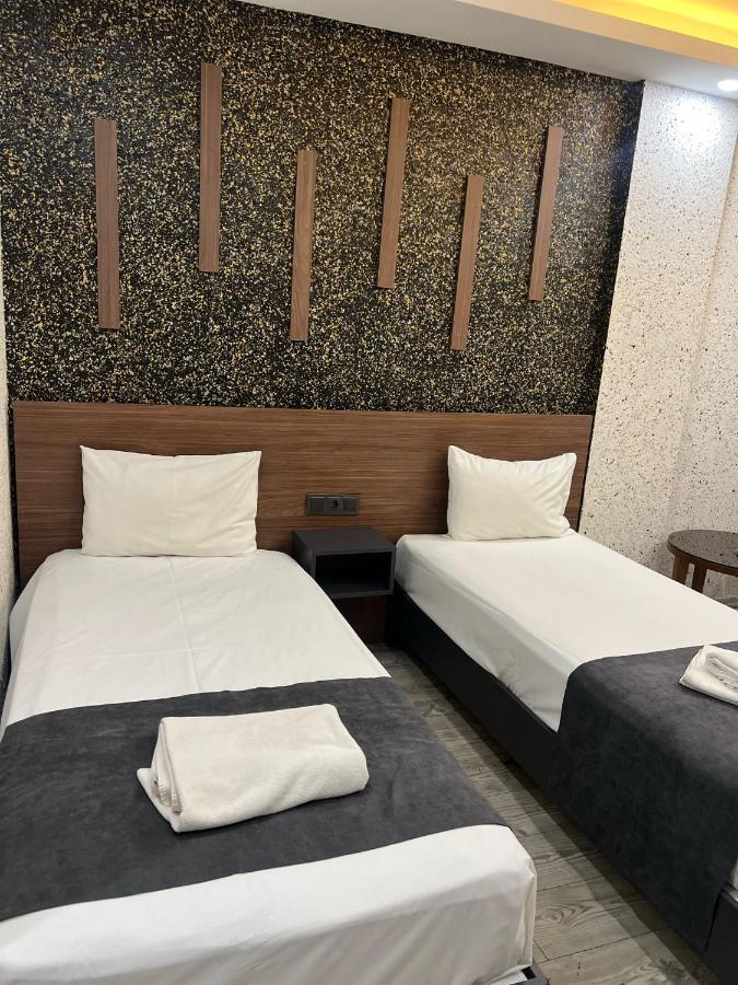 Hotel Luna Lara 2*