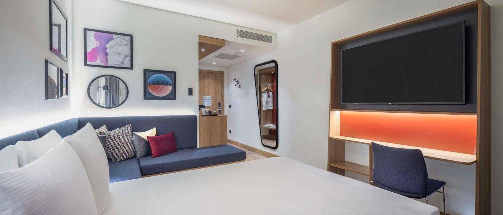Hampton By Hilton Airport 4*